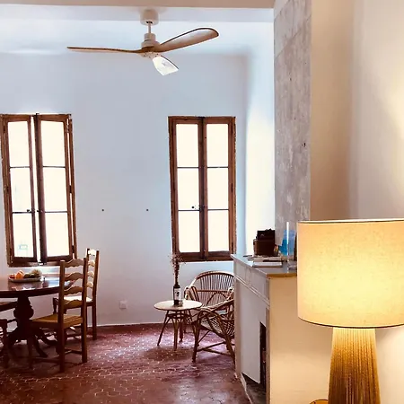 Superbe Appartement Familial En Coeur De Ville Avec Parking - Terrasse Avec Vue Apartment *