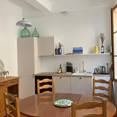 Superbe Appartement Familial En Coeur De Ville Avec Parking - Terrasse Avec Vue La Ciotat